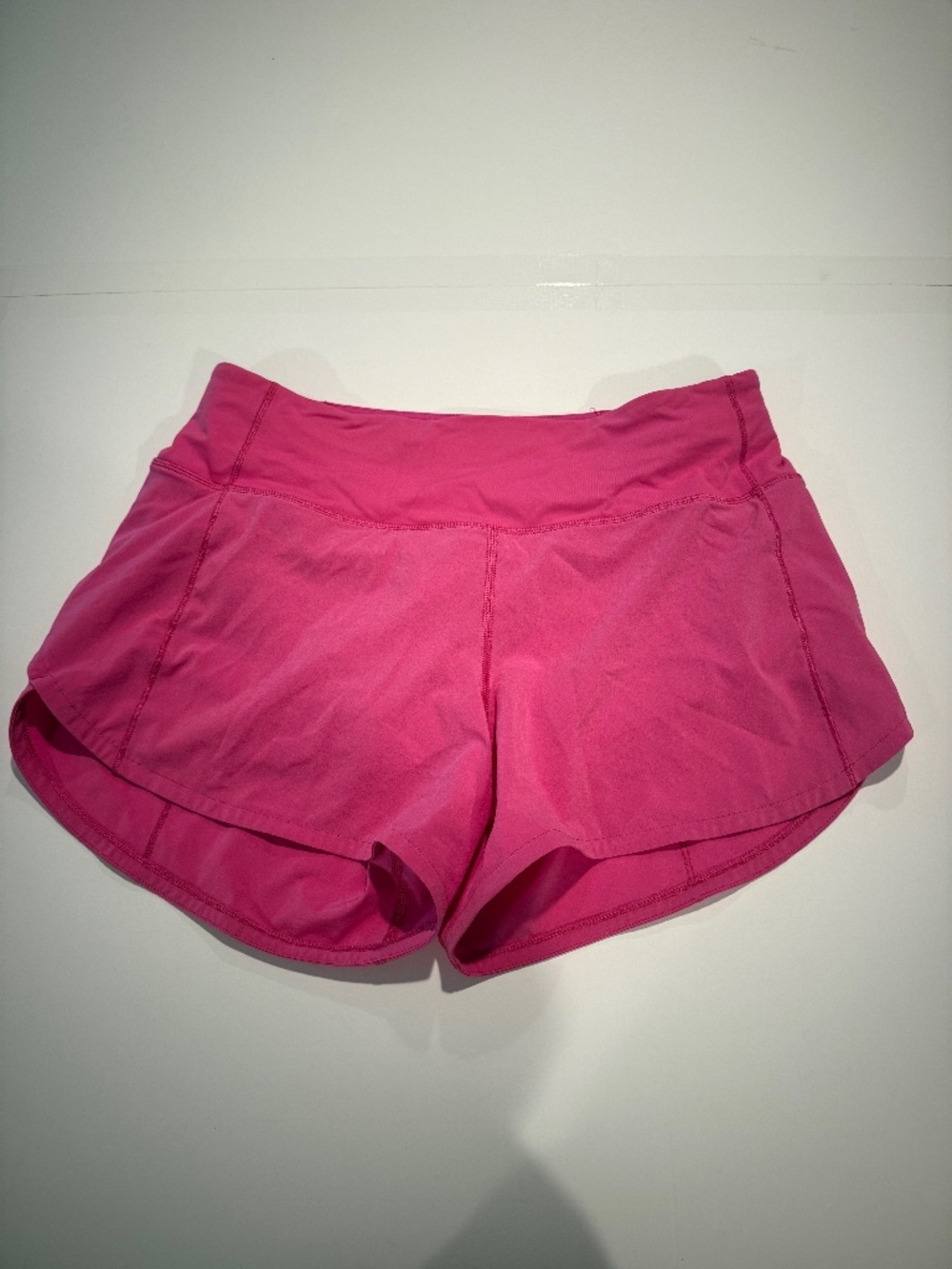 Lululemon Speed Up Shorts - Women's Size 6